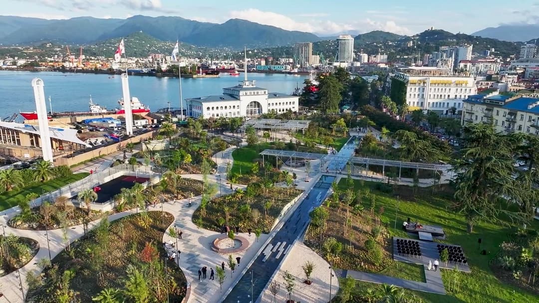 სულხან თამაზაშვილმა ბათუმში ახალი რეკრეაციული სივრცე გახსნა