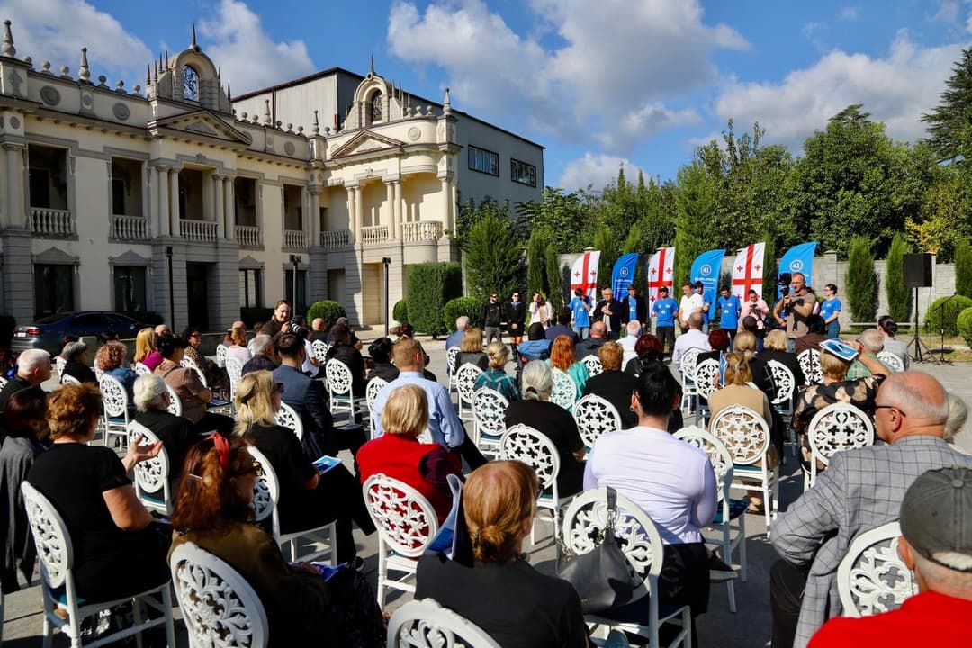 დათო კოდუა მოქალაქეებს ეგრისის ადმინისტრაციულ ერთეულში შეხვდა