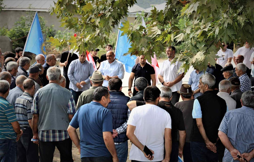 "ქართული ოცნების" ბოლნისის მერობის კანდიდატი მოსახლეობასთან შეხვედრებს განაგრძობს