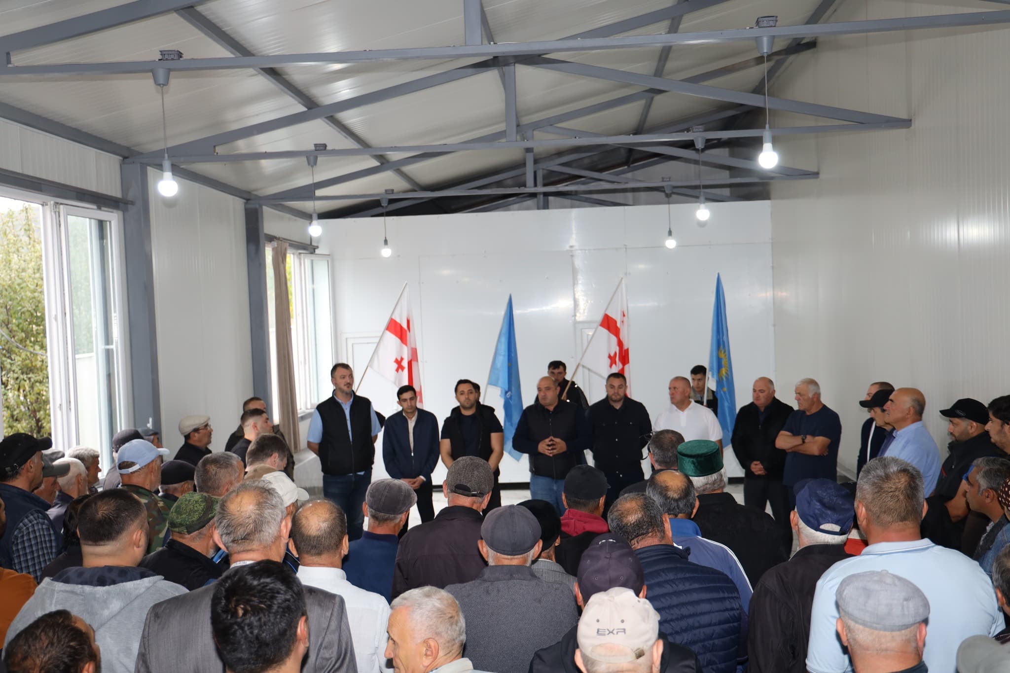 Frontnews image description