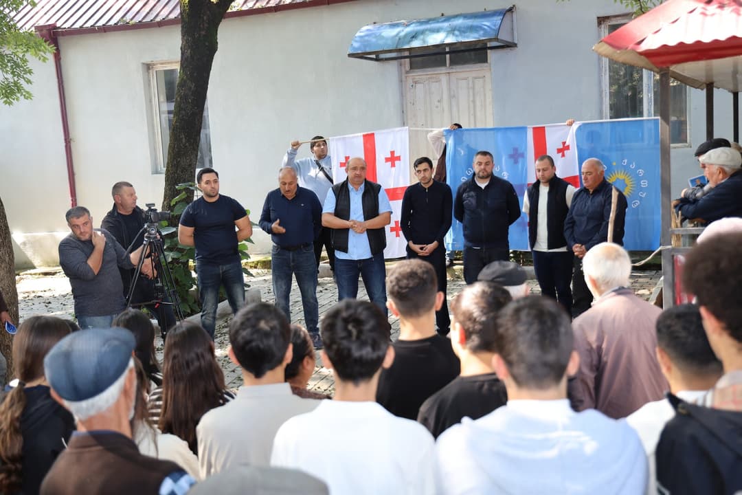 ზამურ ჭითანავა, საკრებულოს მაჟორიტარ კანდიდატებთან და პროპორციული სიის წევრებთან ერთად, მოსახლეობასთან შეხვედრებს განაგრძობს