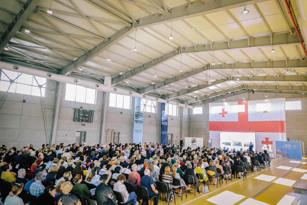 ბექა ვაჭარაძე - "ქართული ოცნების“ გუნდის, ცენტრალური და ადგილობრივი რესურსების ეფექტიანი გამოყენებით, ფოთში არაერთი მნიშვნელოვანი პროექტი განვახორციელეთ