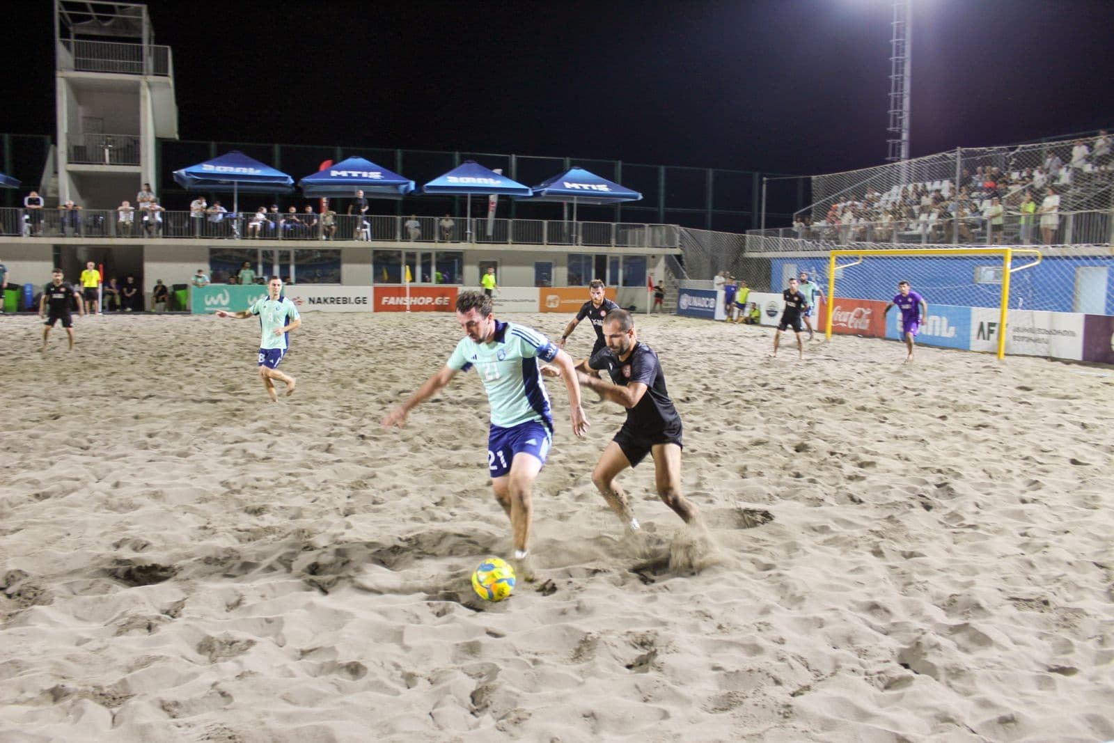 Frontnews image description