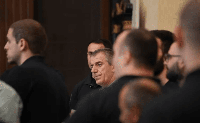 Frontnews image description