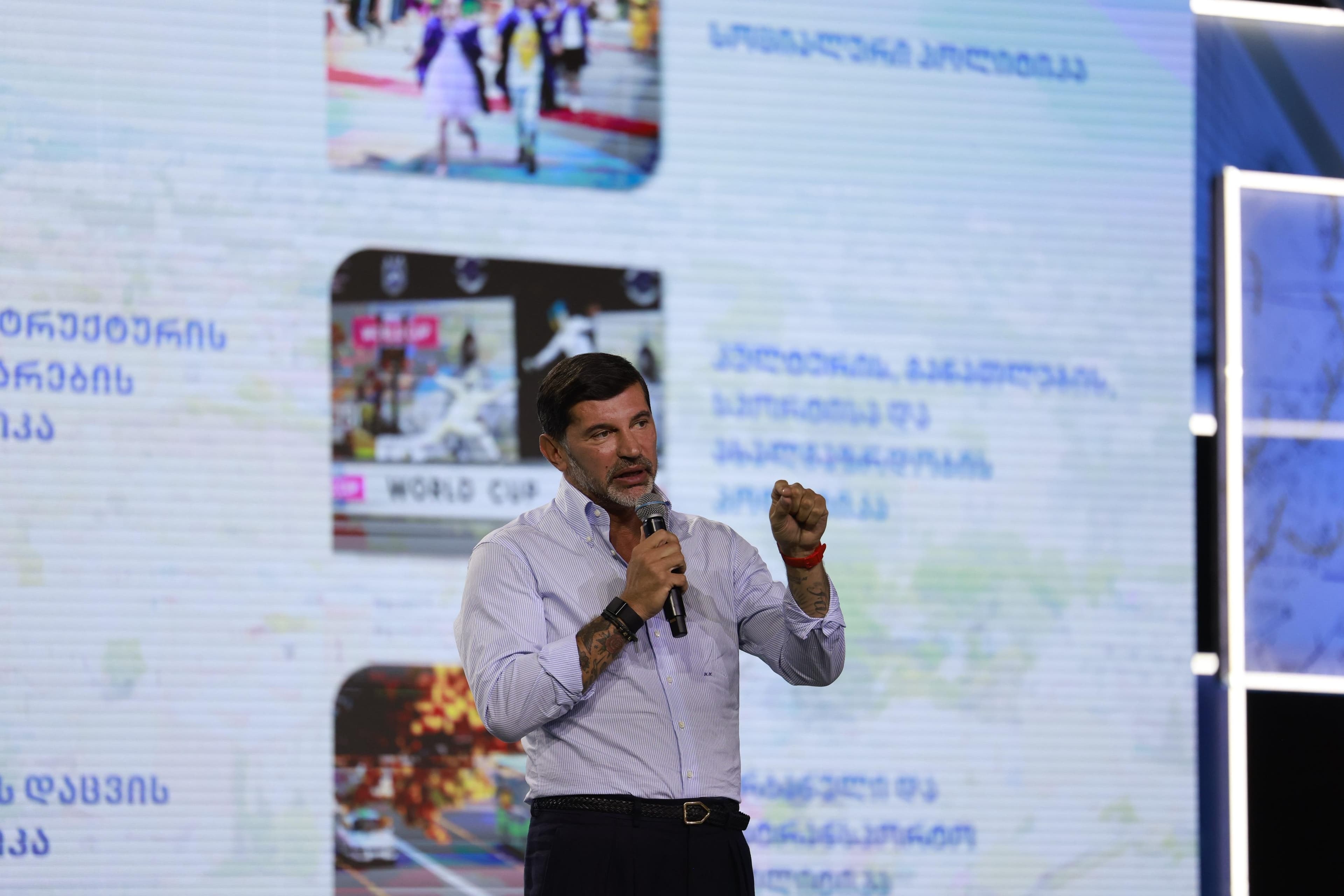 Frontnews image description