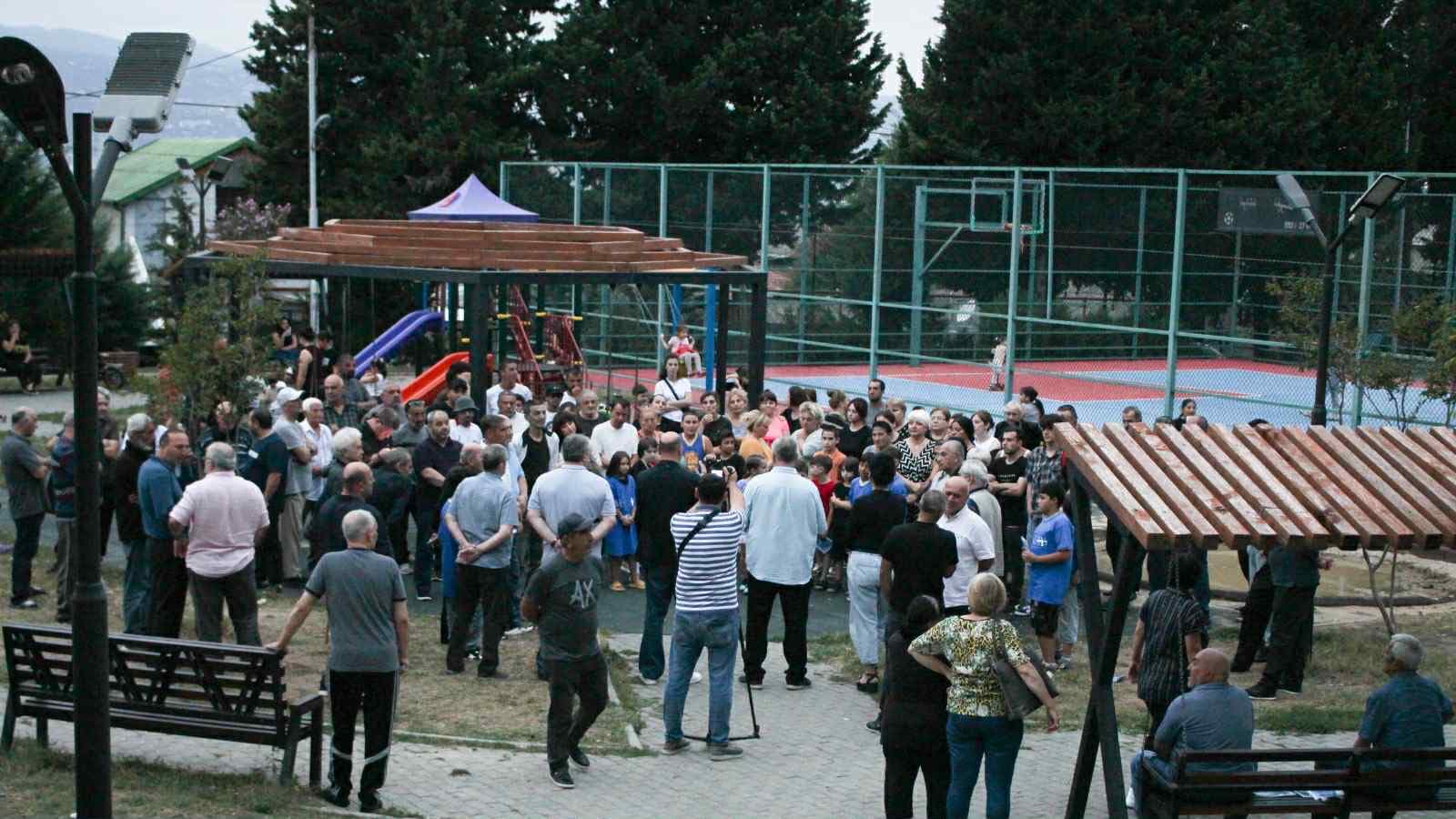 Frontnews image description