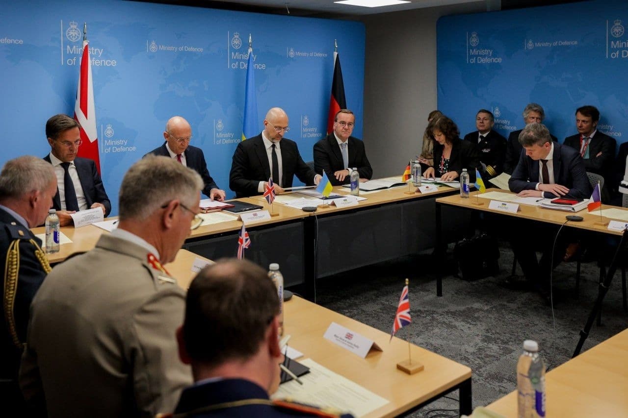 Frontnews image description