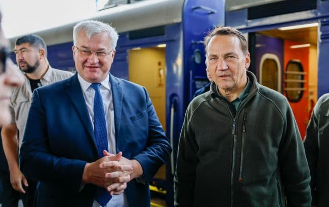 Polish Foreign Minister and Prince Harry Visit Kyiv