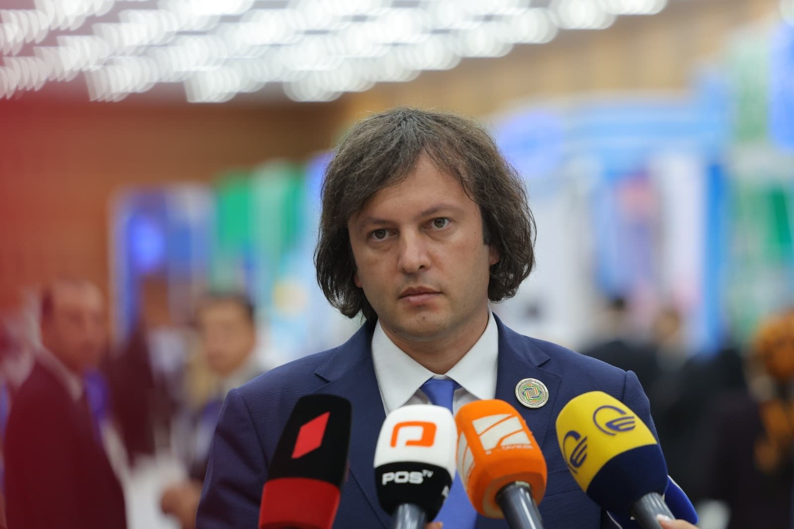 Kobakhidze said that while he refrained from commenting on the previous day’s address by Ukrainian President Volodymyr Zelenskyy, he acknowledged the “difficult circumstances” facing Ukraine