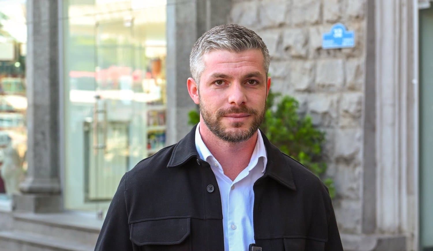 Kupradze criticised the government for delays in reconstruction and for failing to provide safe learning environments