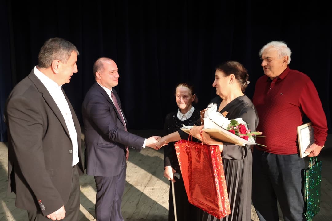 გივი მიქანაძე - გვსურს გამოვხატოთ სითბო, გამორჩეული დამოკიდებულება და პატივისცემა ჩვენი მასწავლებლების მიმართ