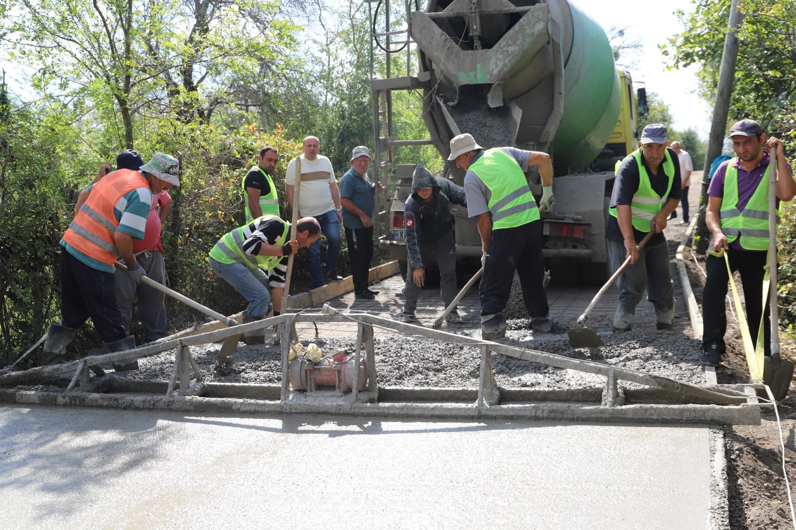 Frontnews image description