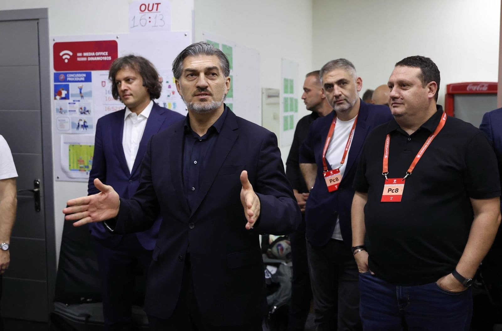 Frontnews image description