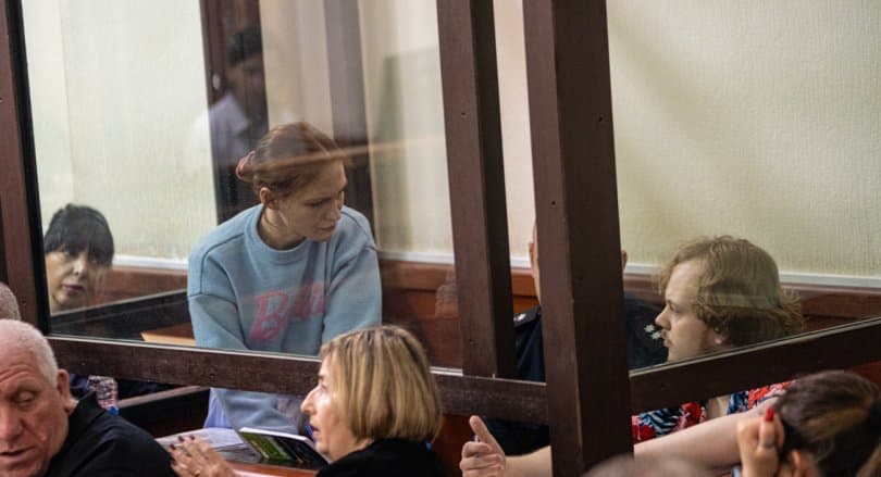 არტემ გრიბულს და ანასტასია ზინოვკინას 8 წლით და 6 თვით პატიმრობა მიესაჯათ