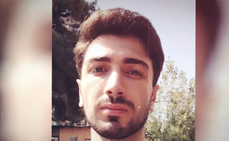 ახალგაზრდა მასწავლებელი, რომელსაც თავს დაესხნენ, კლინიკაში გარდაიცვალა