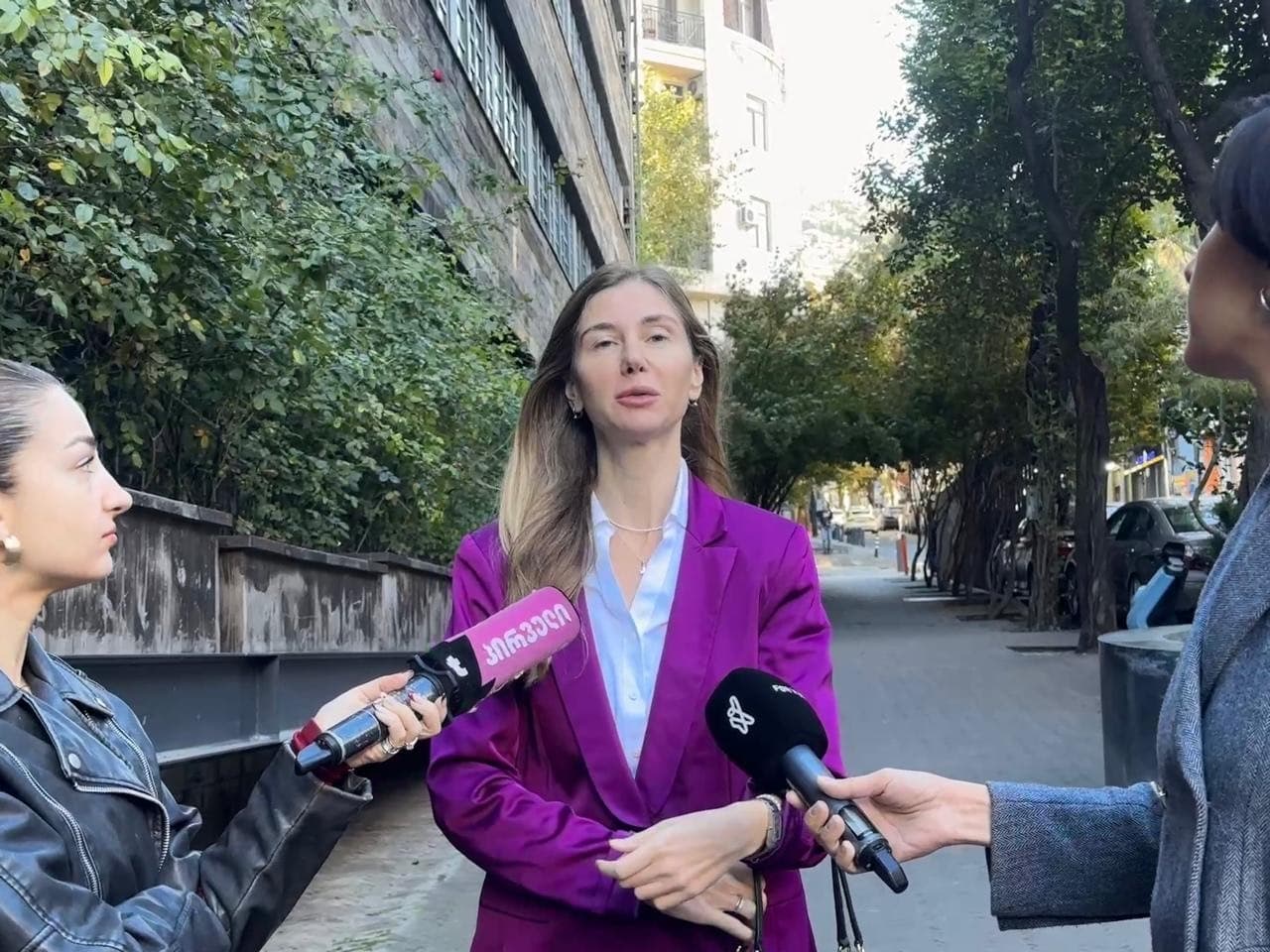 Frontnews image description