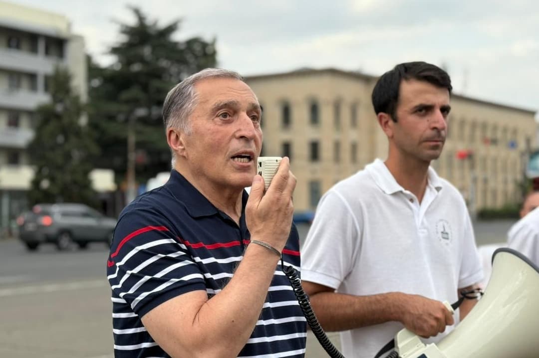 Protest movement leader Burculadze urges supporters to gather on Rustaveli Avenue