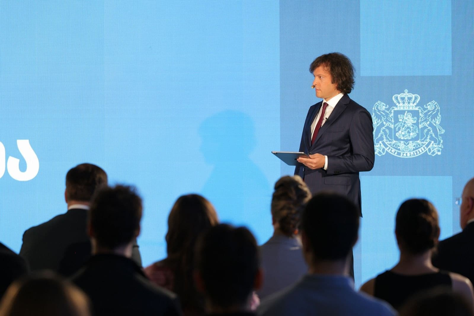 Frontnews image description