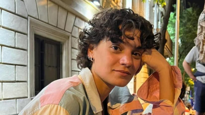 Journalist Keta Tsitskishvili detained by police for blocking roads during protest 