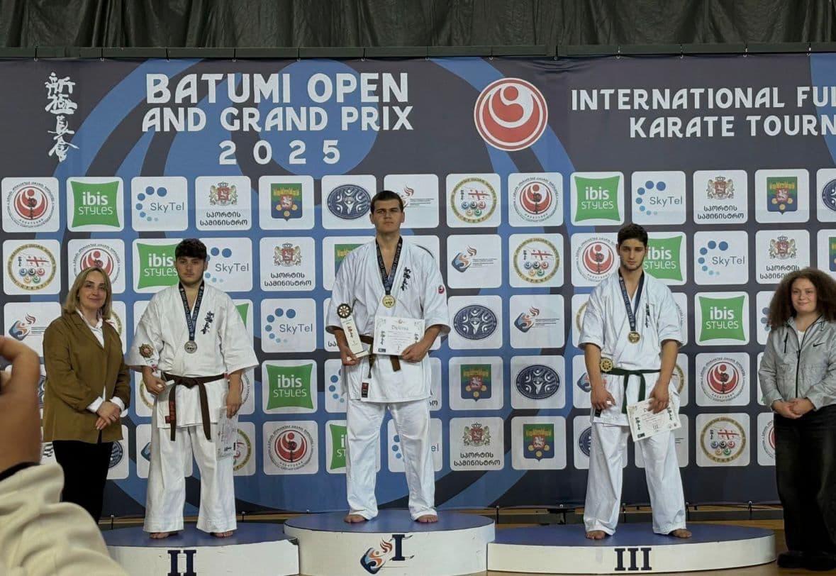 Frontnews image description