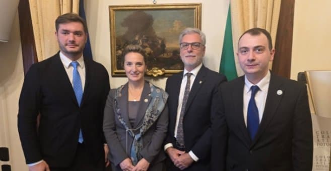 მარიამ ლაშხი, ვახტანგ თურნავა და გიორგი ჩაკვეტაძე იტალიის პარლამენტის კულტურის, მეცნიერებისა და განათლების კომიტეტის თავმჯდომარეს შეხვდნენ