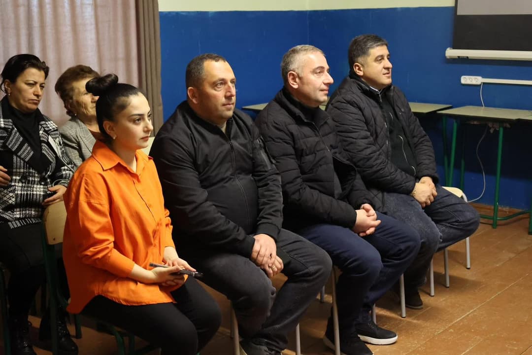 ბორჯომის მუნიციპალიტეტის მერი საჯარო სკოლის მოსწავლეების მონაწილეობით გამართულ ღონისძიებას დაესწრო