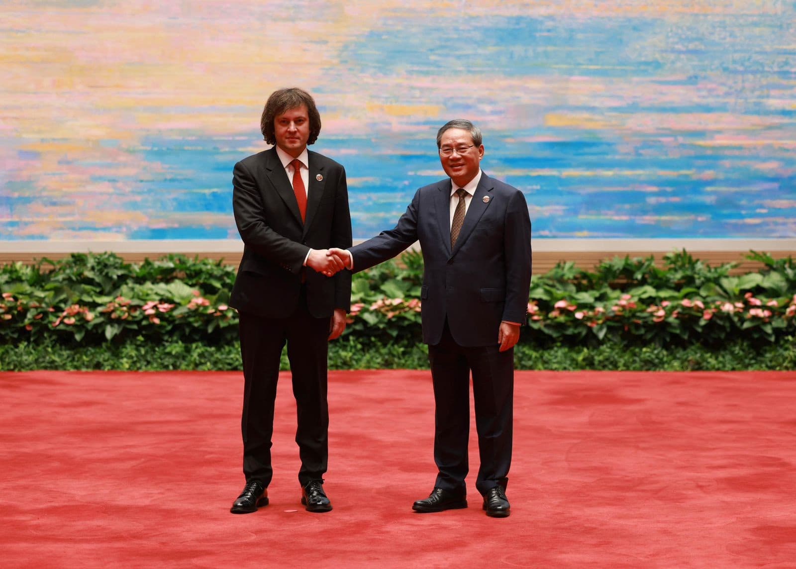 Frontnews image description