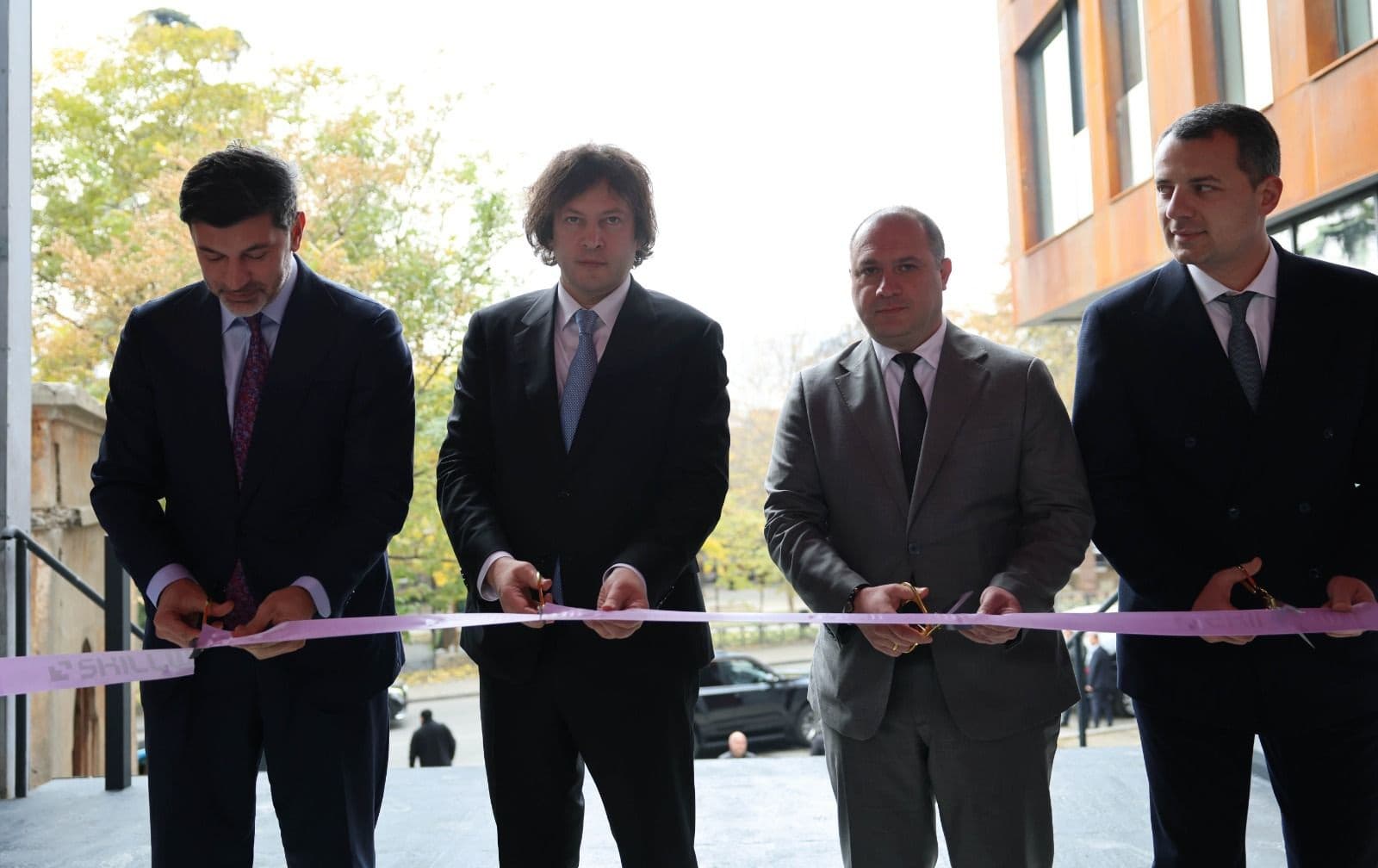 Frontnews image description