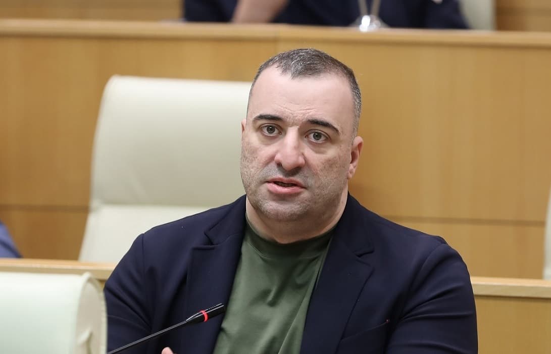 Frontnews image description