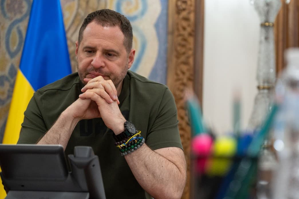 Frontnews image description