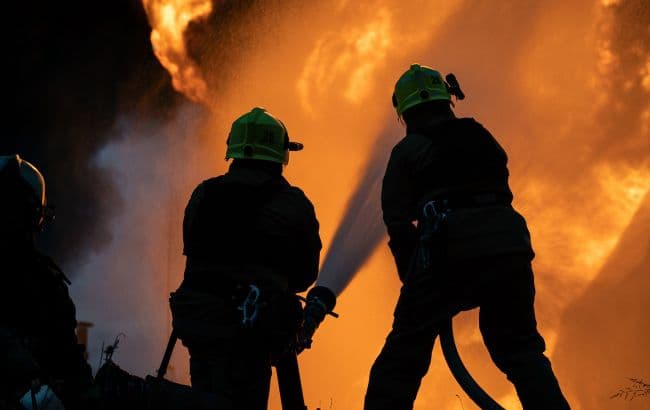 Frontnews image description