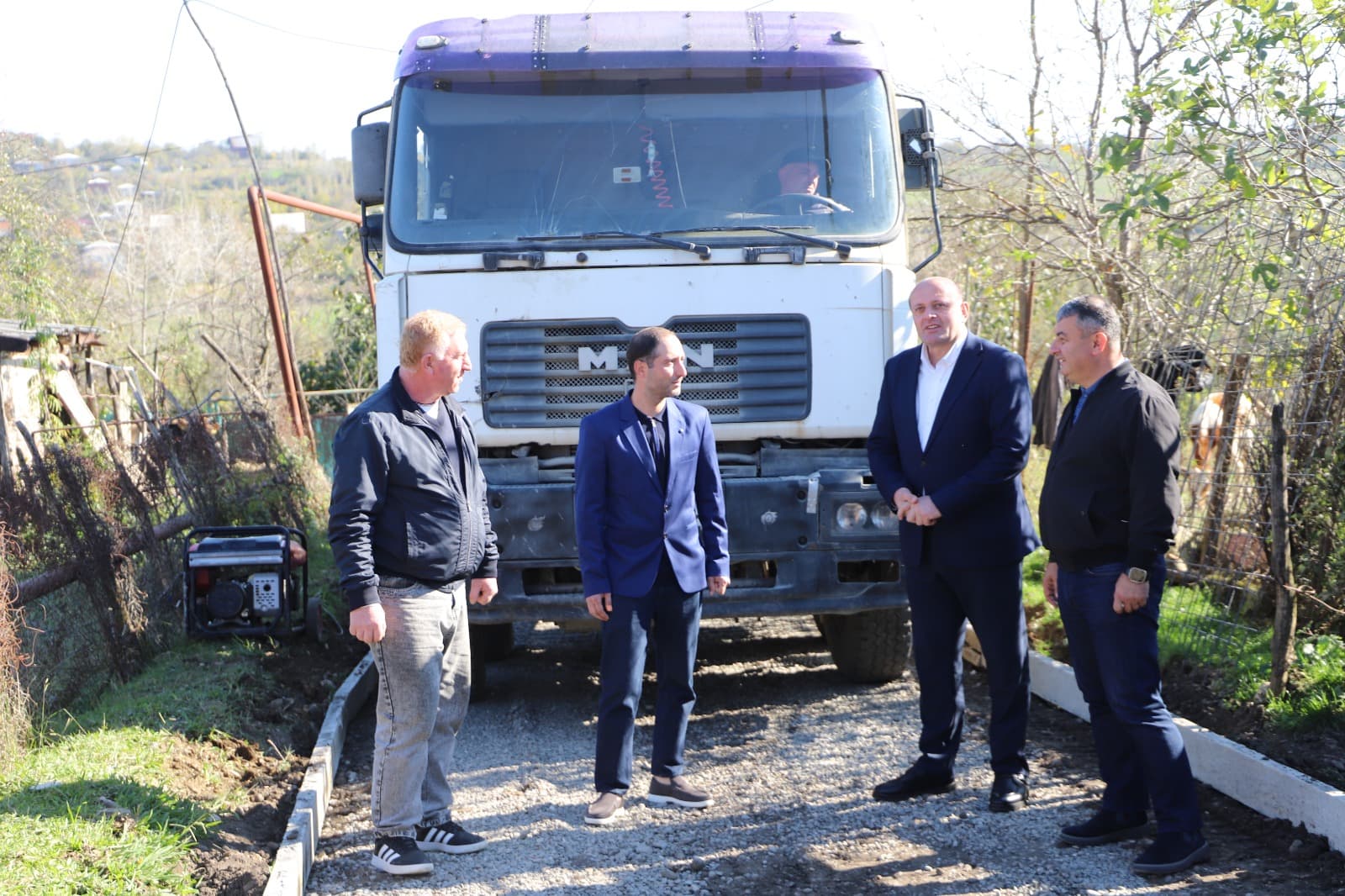 Frontnews image description