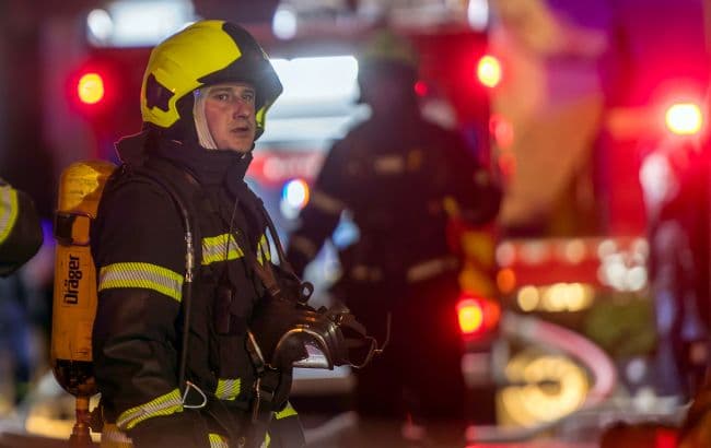 Frontnews image description