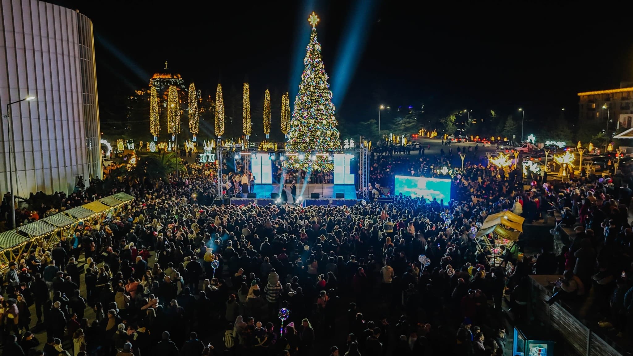 Frontnews image description