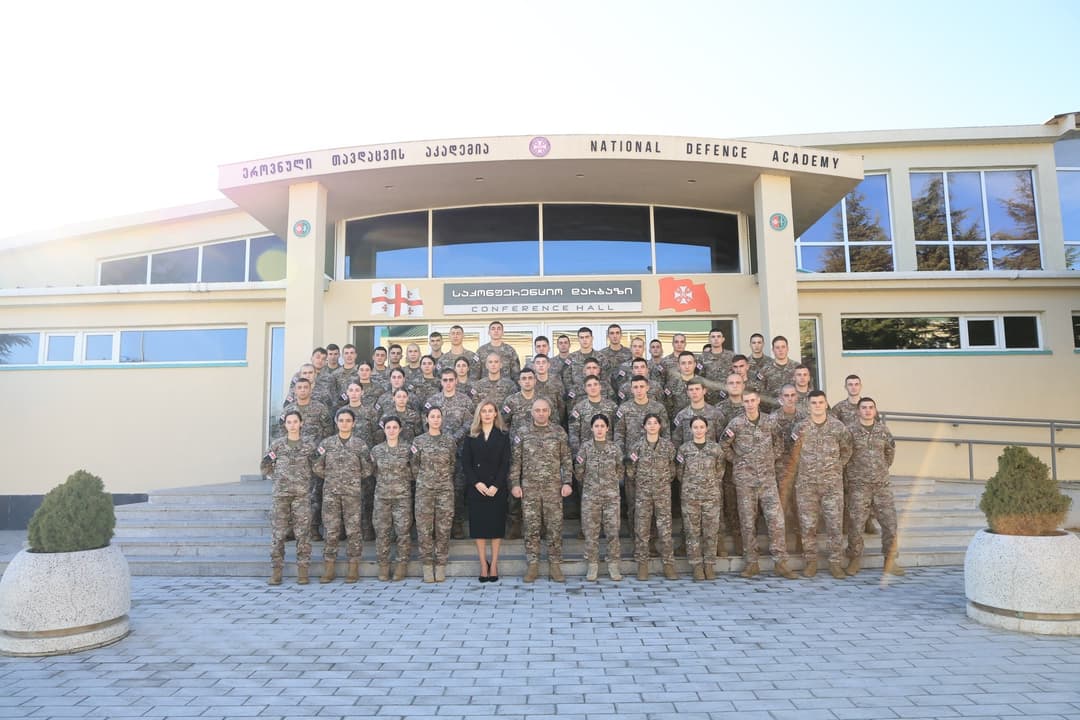ეროვნული თავდაცვის აკადემიას პარლამენტის თავდაცვისა და უსაფრთხოების კომიტეტის აპარატის უფროსი ესტუმრა