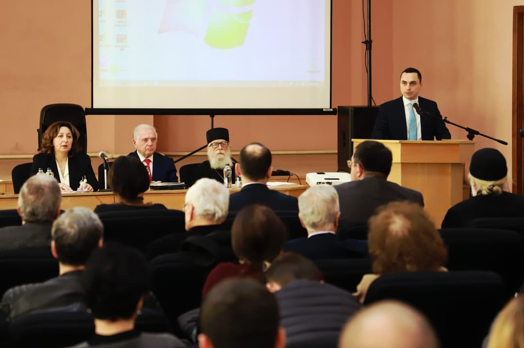 სოხუმის სახელმწიფო უნივერსიტეტში ქართულ-აფხაზური ურთიერთობების საკითხებზე სამეცნიერო კონფერენცია გაიმართა