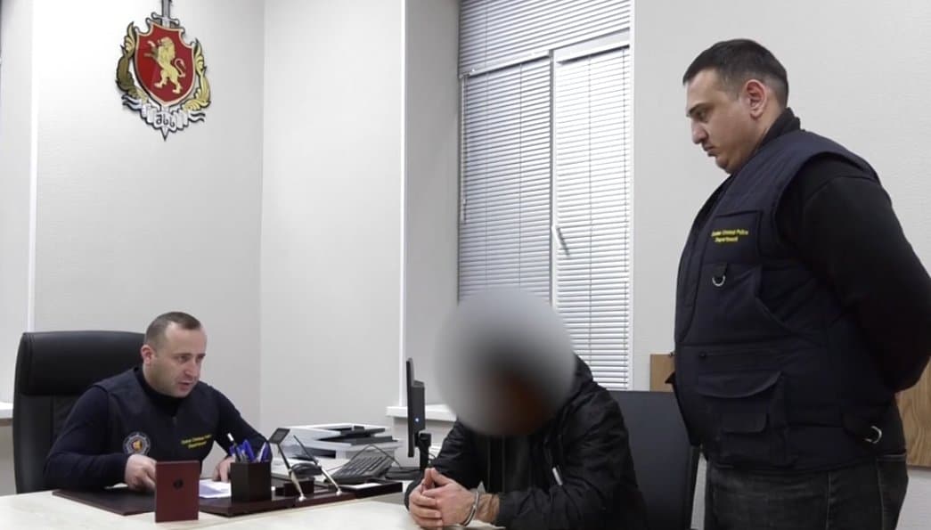 Frontnews image description