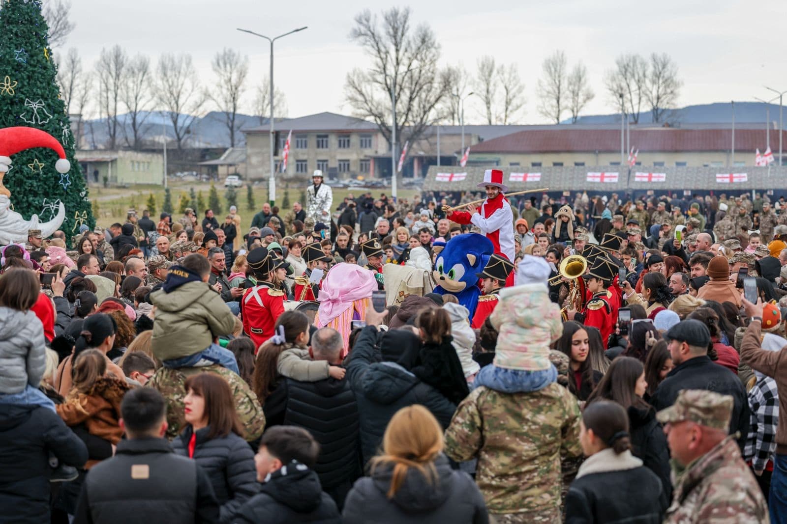 Frontnews image description