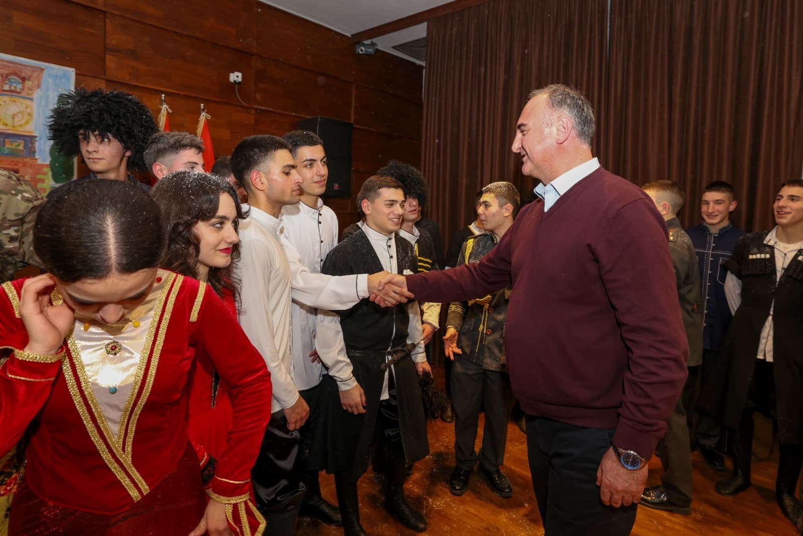 Frontnews image description