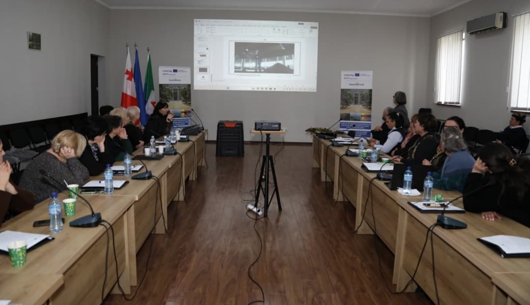 წყალტუბოს მუნიციპალიტეტის მერიაში საერთაშორისო პროექტის ფარგლებში, კომპოსტირების თემაზე ტრენინგი გაიმართა