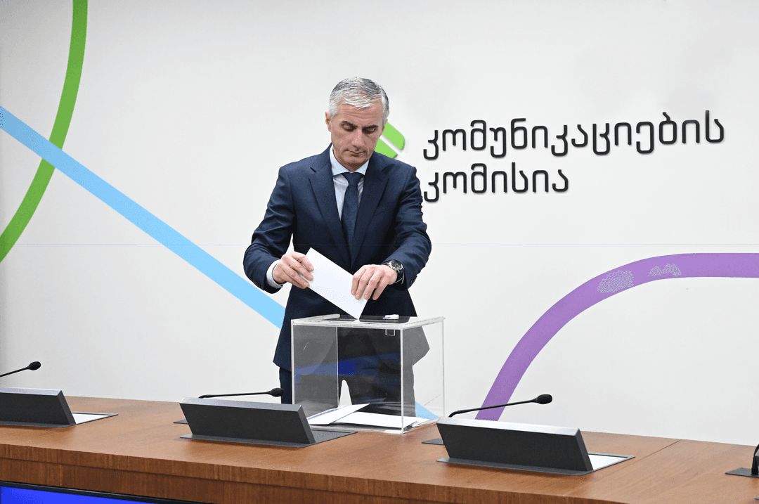 გოგა გულორდავა კომუნიკაციების კომისიის თავმჯდომარედ აირჩიეს