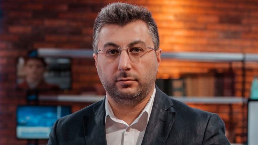 "ბოლშევიკთა მიერ დევნილი ივანე ჯავახიშვილი თავის უნივერსიტეტში უნდა დაბრუნდეს და დამოუკიდებელი ქვეყნის ძლიერი სასწავლებელი იხილოს"