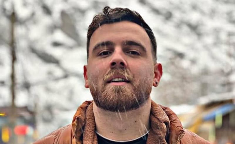 Frontnews image description