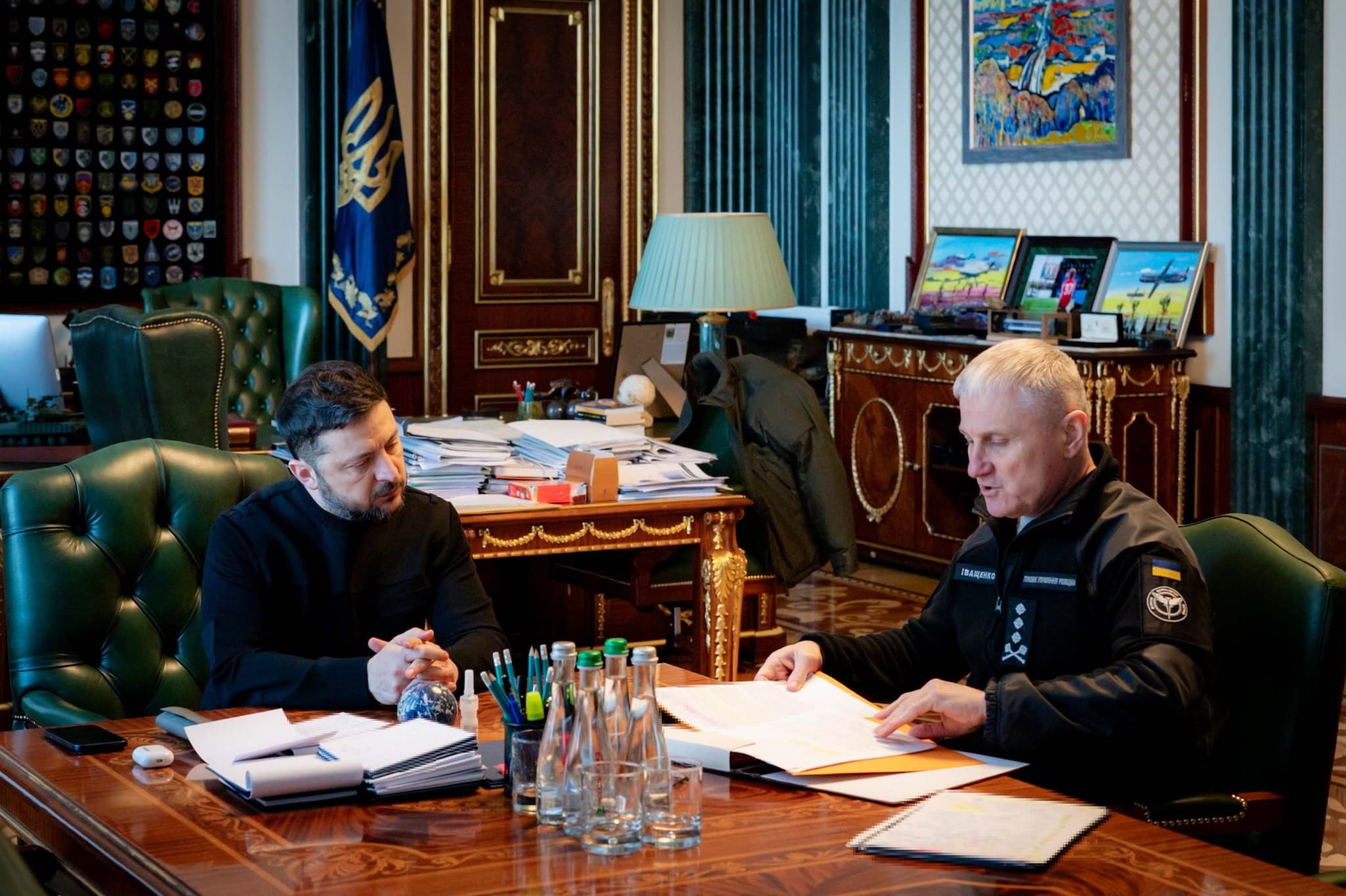 Frontnews image description