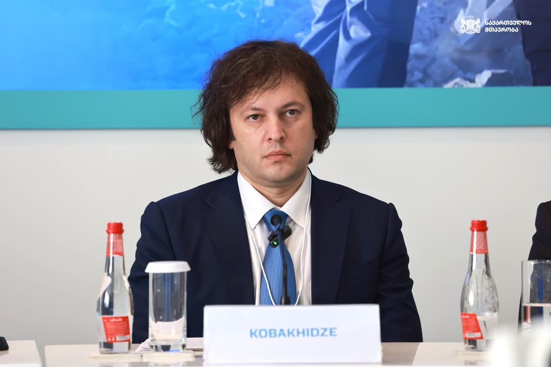 ირაკლი კობახიძე - როგორც ჩანს, კონკრეტულმა ადამიანებმა გადაწყვიტეს ხელის მოთბობა, ამაზე ჩვენი პარტიის დამფუძნებელმა გააკეთა თავის დროზე მინიშნება