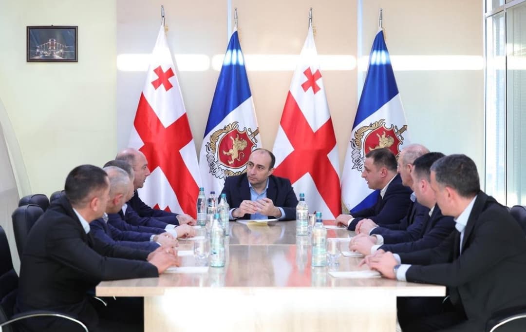 გეკა გელაძემ ზემო სვანეთის პოლიციის სამმართველოში სამუშაო შეხვედრა გამართა