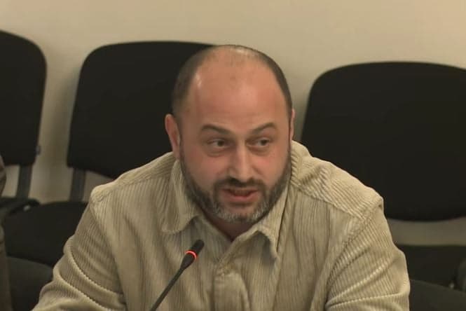 Frontnews image description