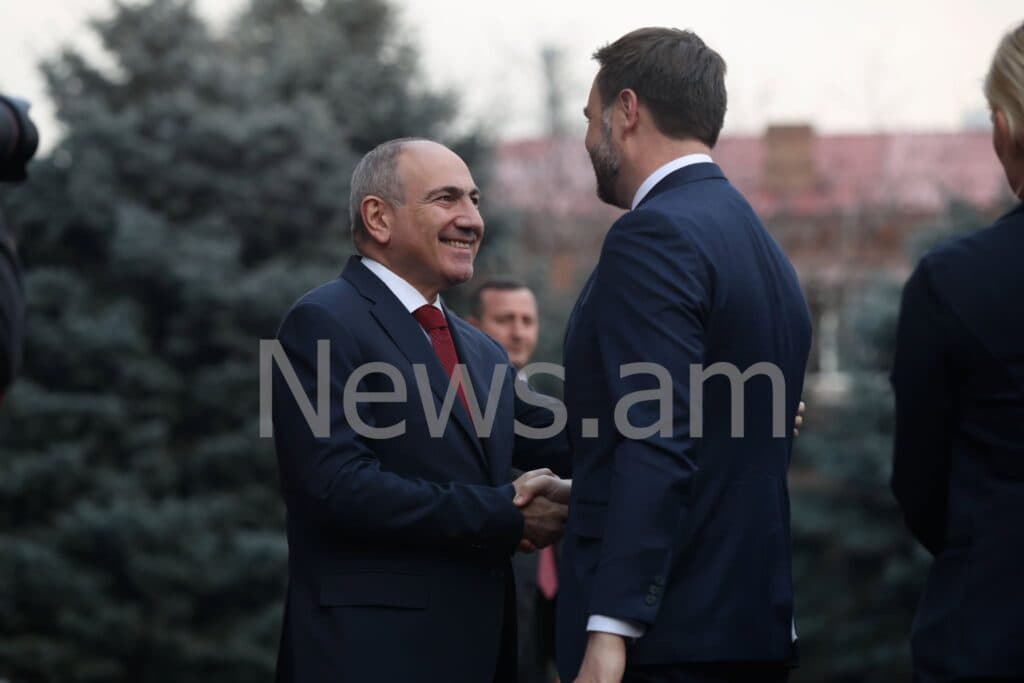 US Vice President Vance praises Armenia partnership, signs nuclear energy cooperation deal