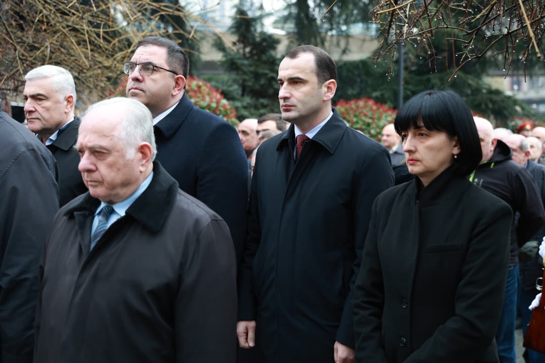 აფხაზეთის მთავრობის წევრებმა საქართველოს ტერიტორიული მთლიანობისთვის ბრძოლაში დაღუპულთა ხსოვნას პატივი მიაგეს