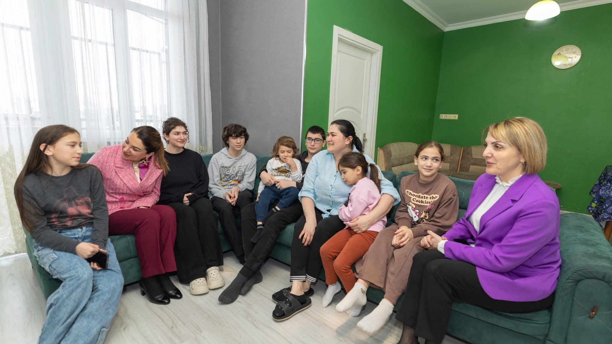<p><span style="color: rgb(0, 0, 0)">In celebration of Mother’s Day, Adjara’s Minister of Health and Social Protection, Nino Nizharadze, and the wife of the regional government chairman, Tamar Narimanidze, visited Lika Evgenidze, a mother of seven, to offer their congratulations.</span></p><p><span style="color: rgb(0, 0, 0)">Evgenidze raises seven children with her husband - four daughters and three sons. Her eldest child is 16 years old, while the youngest is four.</span></p><p><br></p>